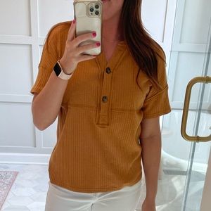 Roolee Short Sleeve top
